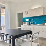 Casaviva - Amazing Trilo With View In Appartamento