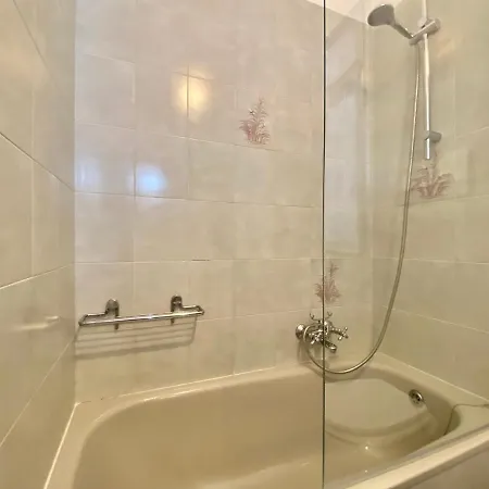 Casaviva - Amazing Trilo With View In Apartment Genua